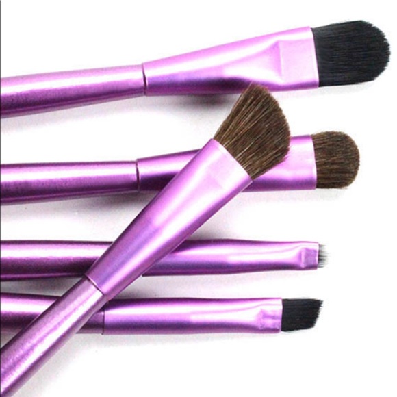 Beautiful pastel travel makeup brush set synthetic - Picture 8 of 10
